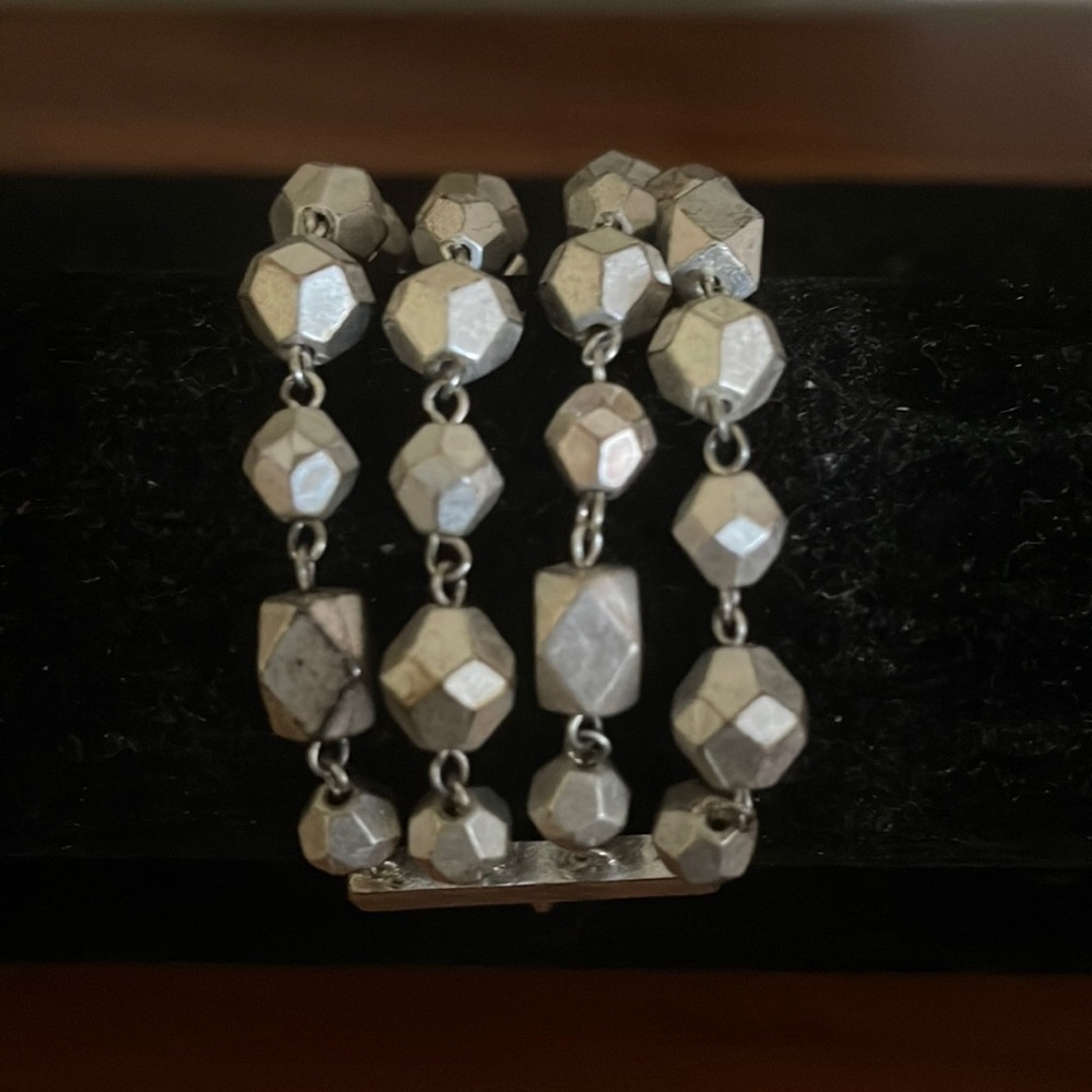 Pretty nugget bracelet